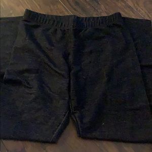 These are black ankle legging for women!